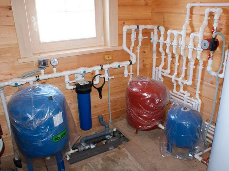 Отопление вода спб. Монтаж систем водоснабжения. Отопление и водоснабжение. Водопровод в частном доме. Монтаж системы водоснабжения в частном доме.